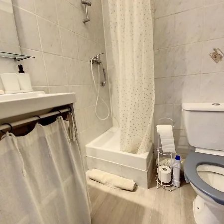 Le St Martin, T2 Parking, Cave, Wifi, Proche Centre アパート *